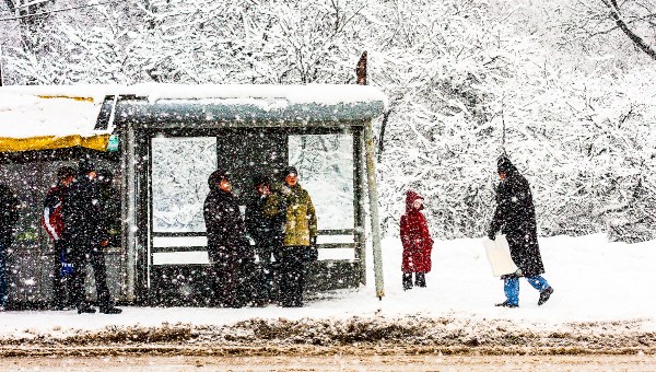 winter-bus-stop-snow-
