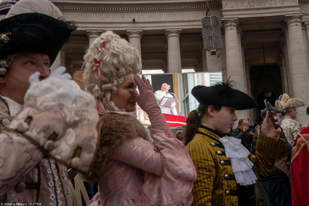 (Slideshow) Feast of Epiphany Angelus 2023