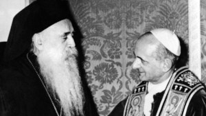 Pope Paul VI (R) meets Orthodox Patriarch Athenagoras I