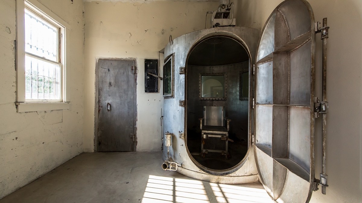 gas chamber death penalty