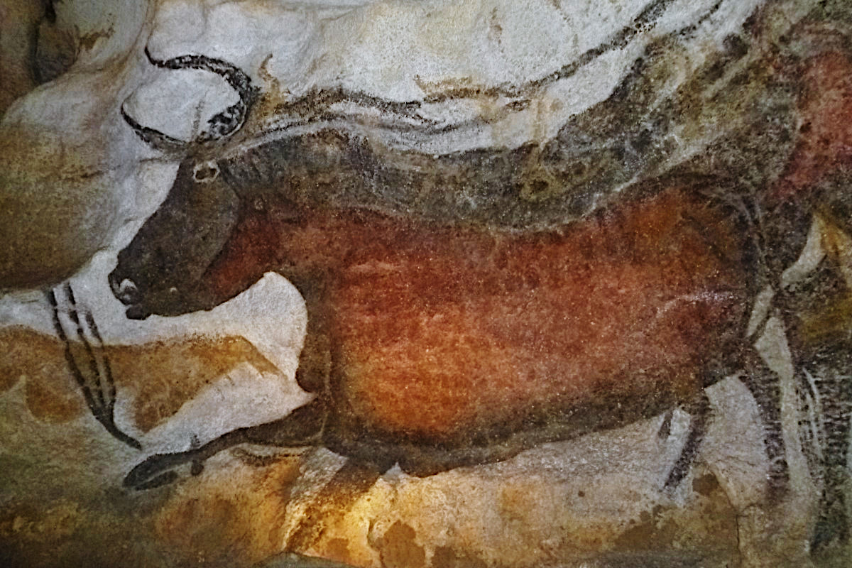 Painting in Lascaux cave in France