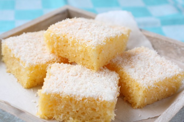 Semolina cake