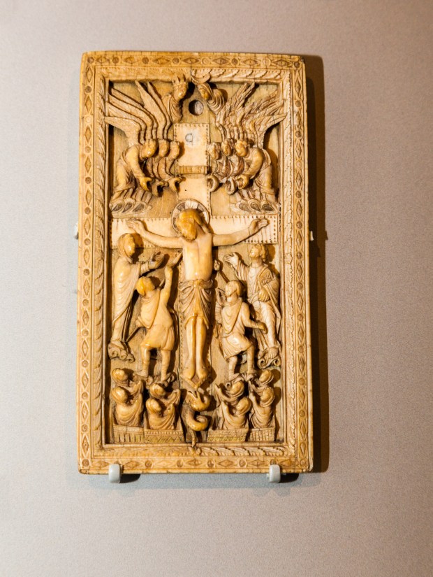 crucifix ivory