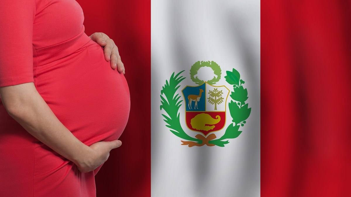 Pregnant woman and Peruvian flag