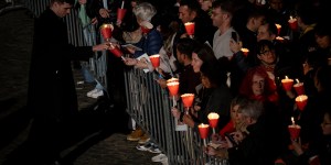 Pope himself will write Colosseum Via Crucis meditations