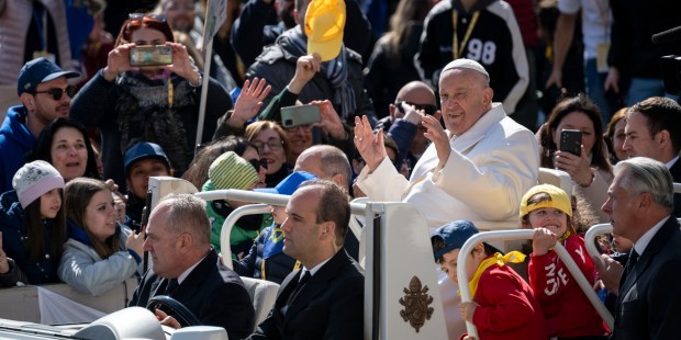 We all have within a bit of the child who needs a hug: Pope - Vimarsana News