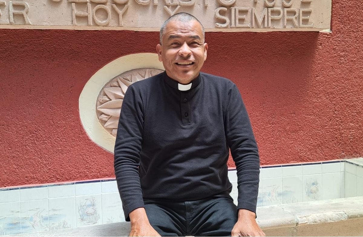 Sacerdote invidente