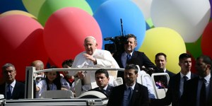 Jubilant Pope, kids mark 1st World Children&#8217;s Day together