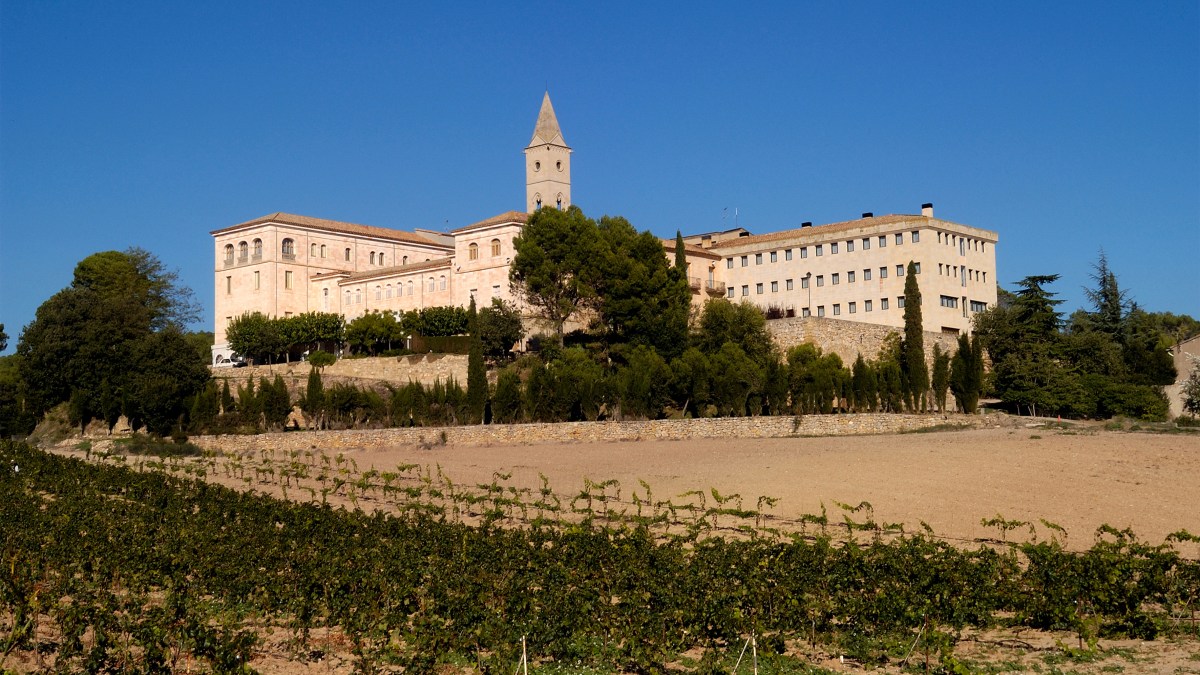 Monastery-of-Santa-Maria-de-Bellpuig-de-les-Avellanes-Os-de-BalaguerLleida-province-Spai.jpeg