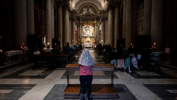 EUCHARISTIC ADORATION FOR LIFE Vigil in the Santuario di San Salvatore in Lauro church