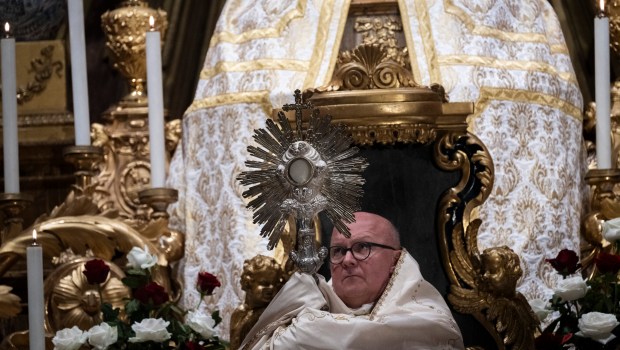 EUCHARISTIC ADORATION FOR LIFE Vigil in the Santuario di San Salvatore in Lauro church
