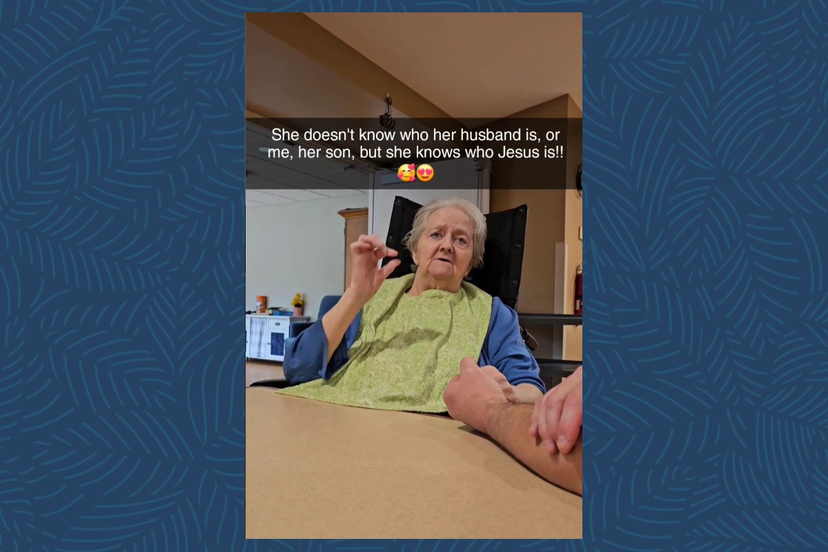 Alzheimer parents forgets family but remembers Jesus