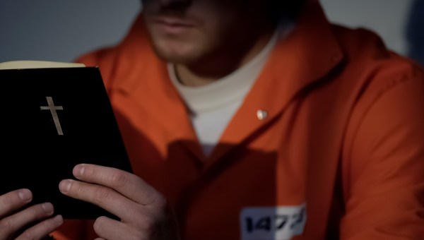 Reading the Bible in prison