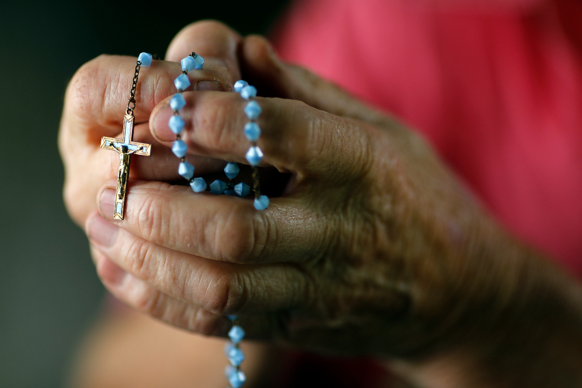 rosary-pray-