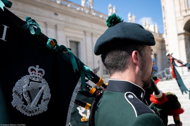 The Royal Irish Regiment and the 38 (Irish) Brigade attended the General Audience with Pope Francis on Wednesday, June 12th, 2024.