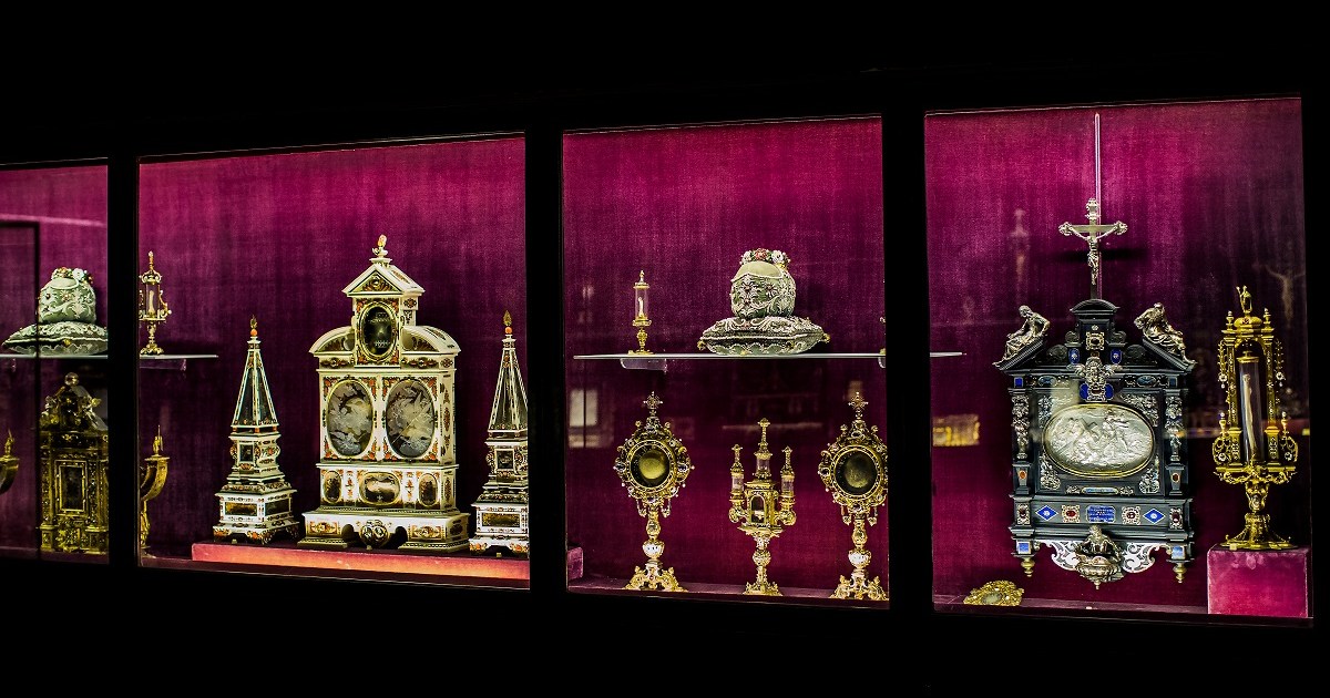 Why would a Catholic want to see a saint’s bones?