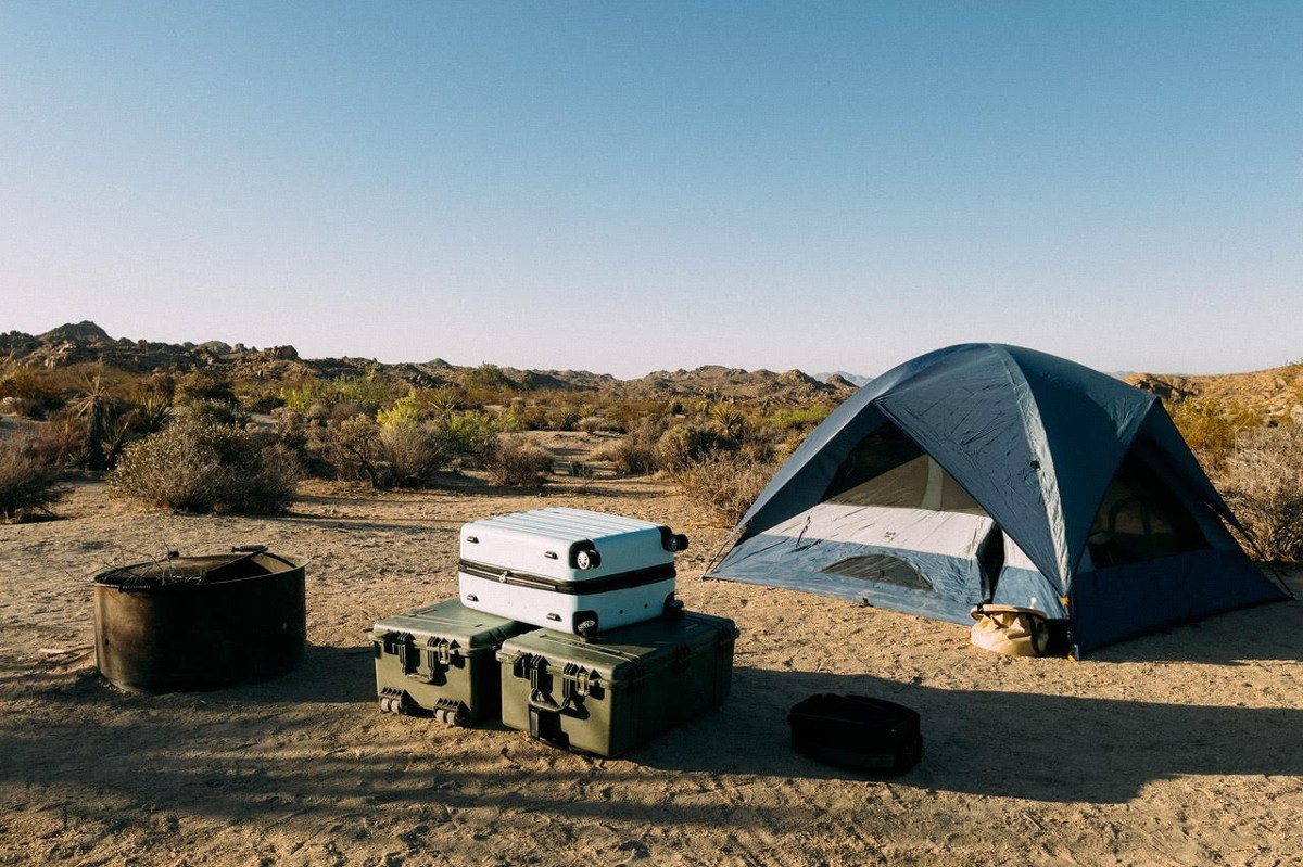 family-travel-camping-kids-stanley-