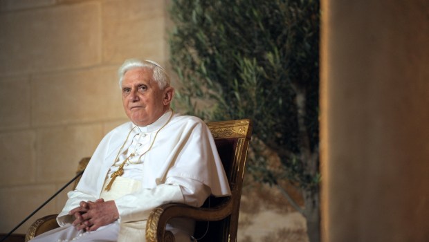 Benedykt XVI w Kolegium Bernardynów w Paryżu