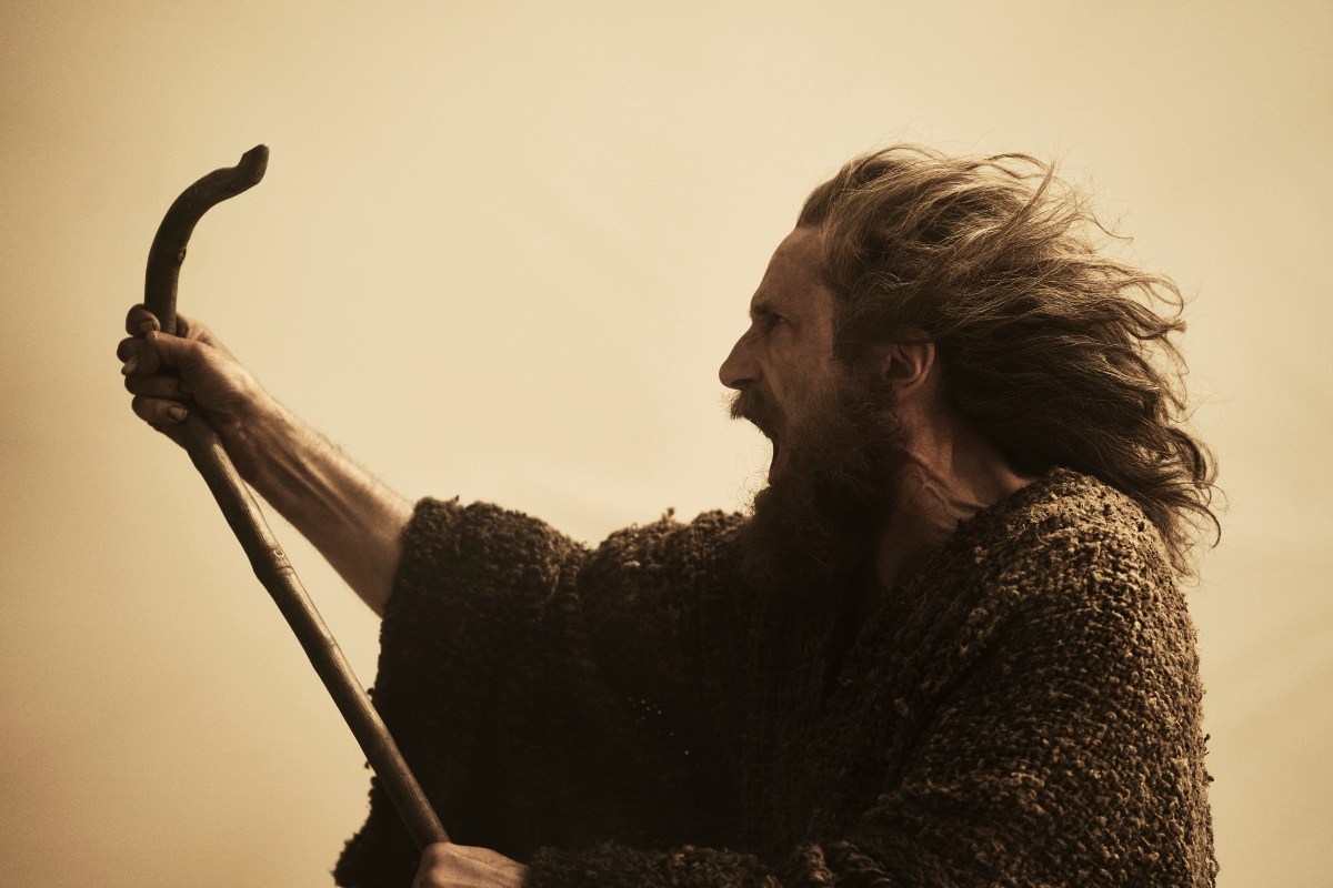 Daniel Weyman as the Stranger in Rings of Power season two