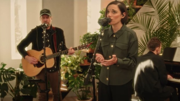 Sarah Kroger "Ghost" live recording