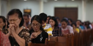 More Catholics, fewer priests: Trends in latest Church data