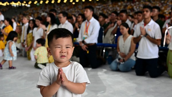 Pope-Francis-mass-National-Stadium-Singapore