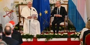 Pope Francis&#8217; improvisation that made Luxembourgers smile