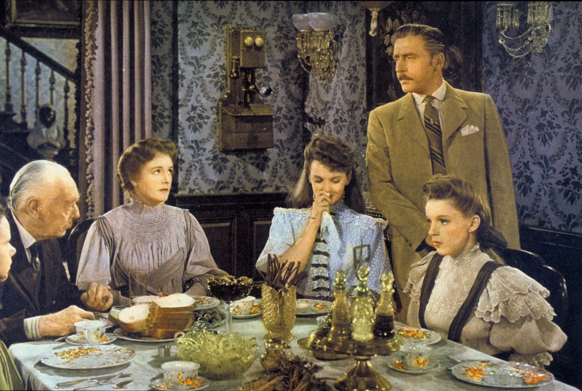 A scene from "Meet Me in St. Louis" (Mary Astor second from left, Judy Garland, right)