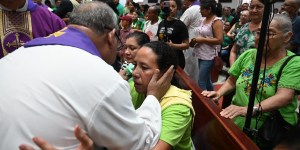 Honduras Catholic leader gunned down; Pope speaks out