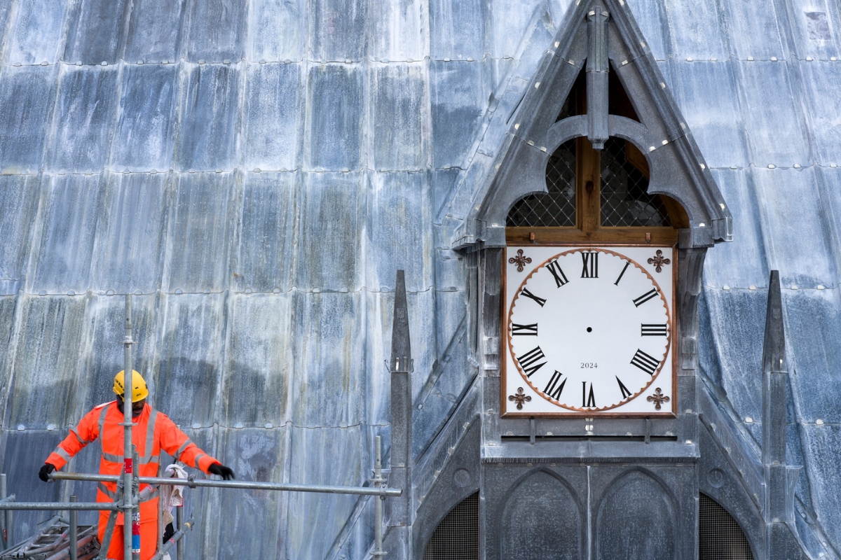 (Slideshow) Notre Dame approaches reopening