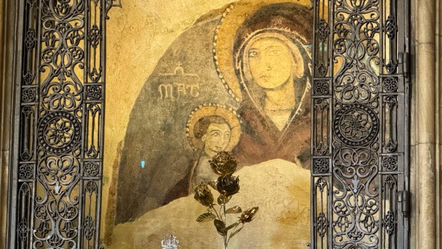 La_fresque_de_la_vierge