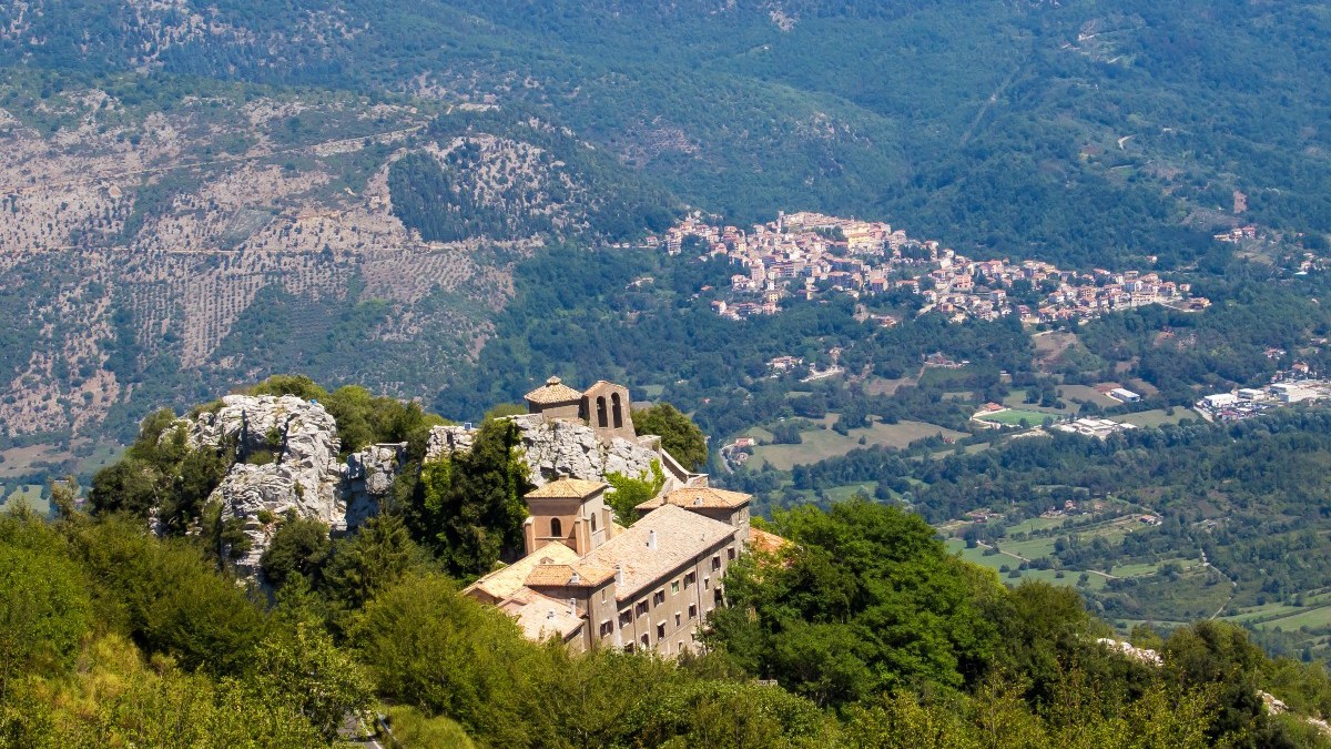 Mentorella-shutterstock_320270753.jpg
