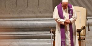 Pope presides over penance service with 7 cardinals listing sins