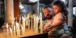 Pope leads poignant prayer for Christians in areas of conflict