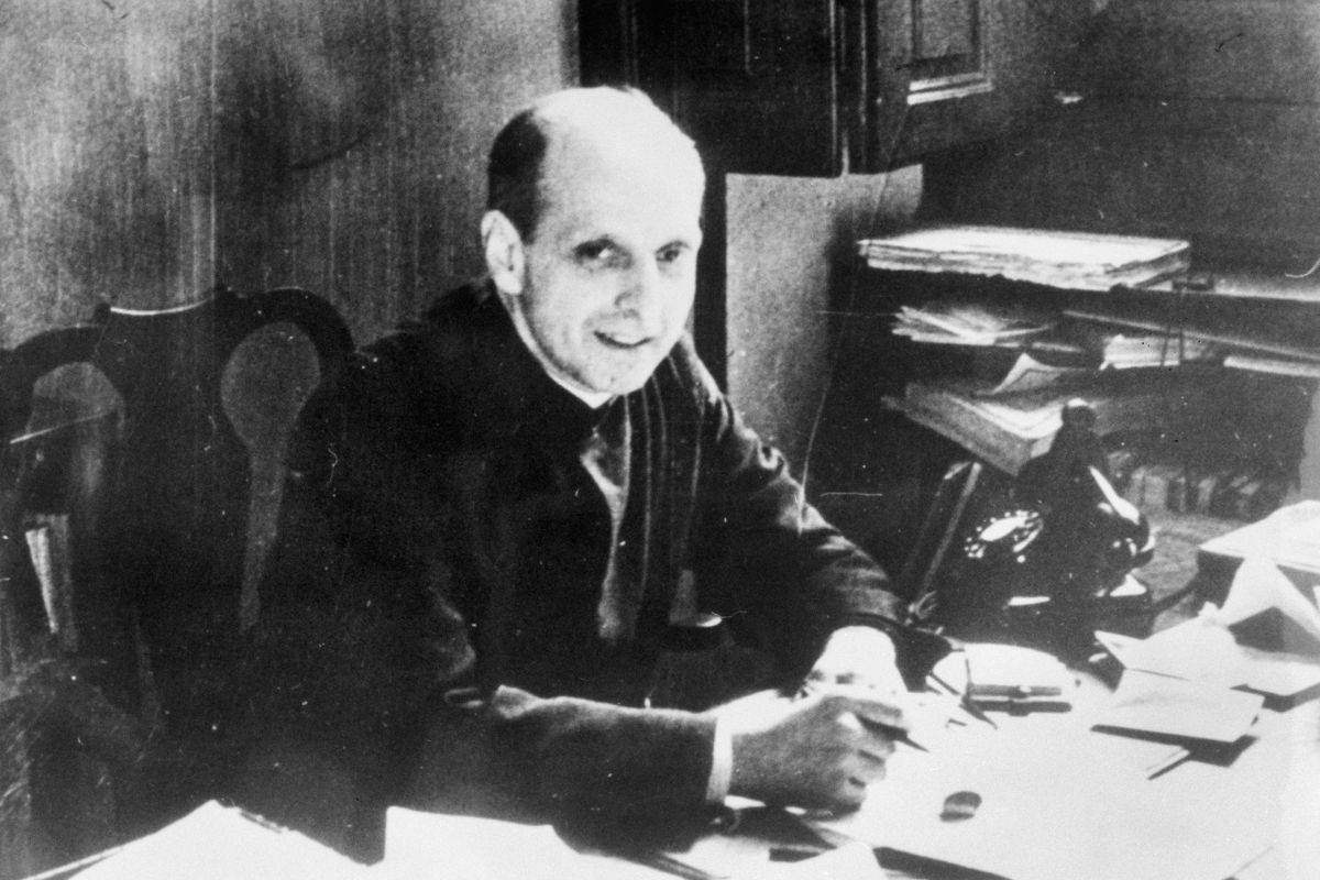 padre perro arrupe jesuita