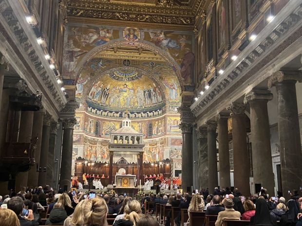 A mass celebrated by Cardinal Matteo Zuppi to mark 1000 days since the beginning of the war in Ukraine. The First Lady of Ukraine Olena Zelenska attended the mass.