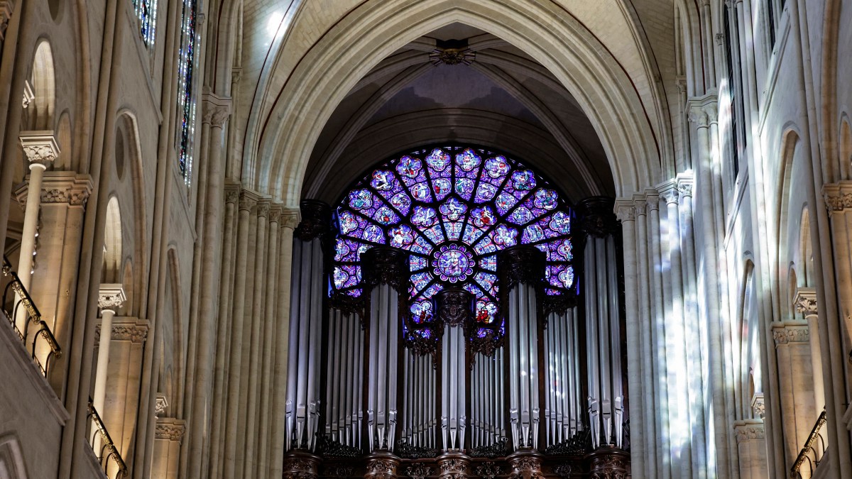 Interieur-Notre-Dame-de-Paris-3.jpg