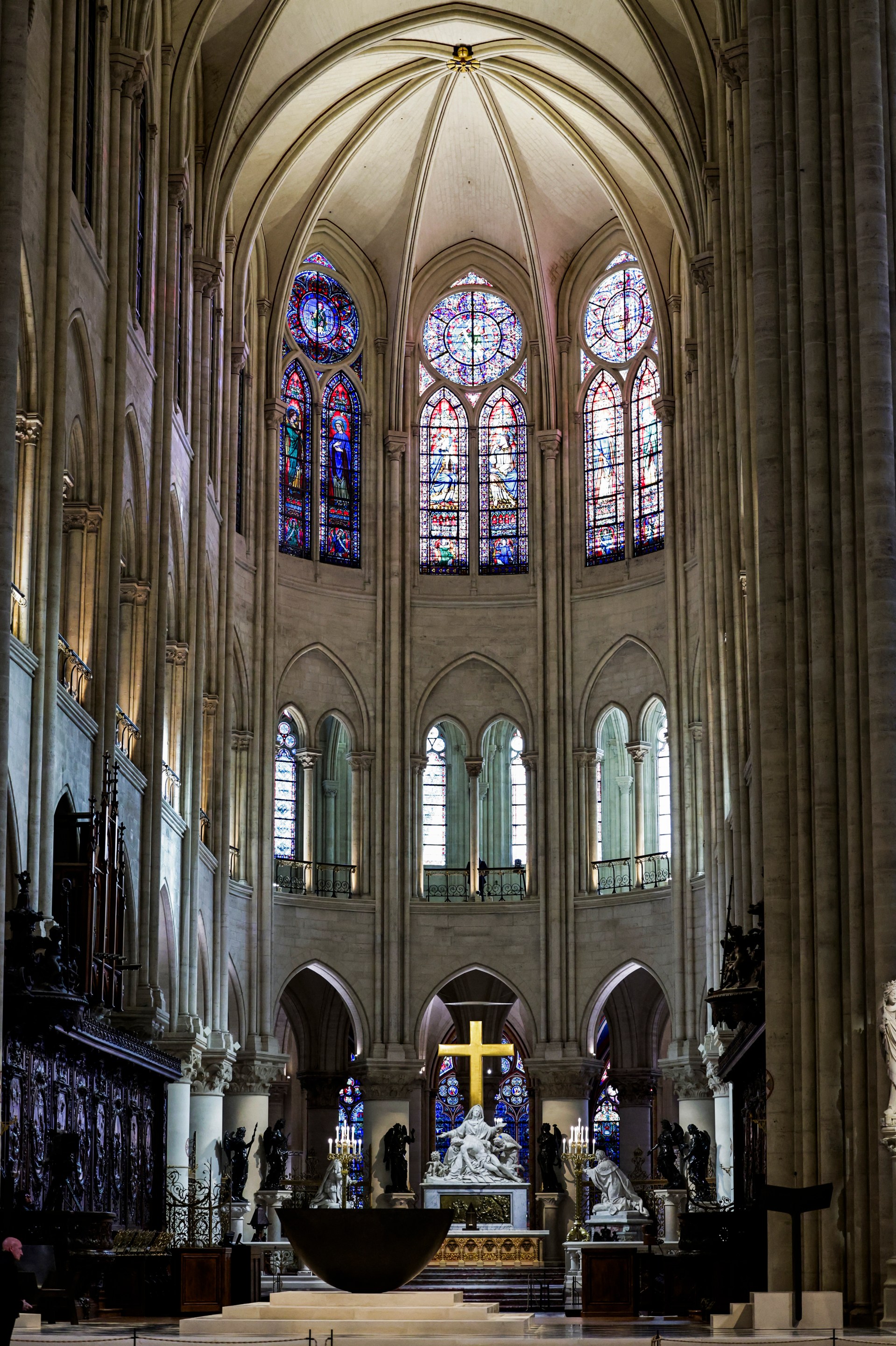 Interieur-Notre-Dame-de-Paris-8.jpg