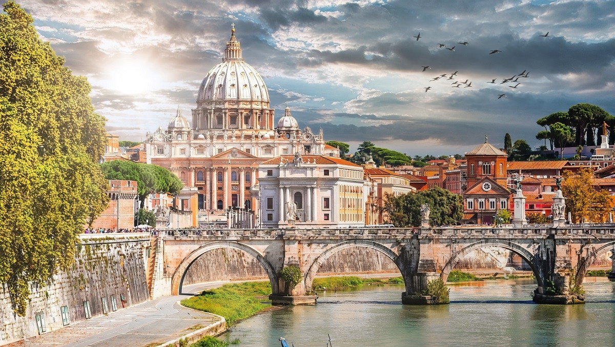 Vatican opens visitors’ center ahead of Jubilee 2025