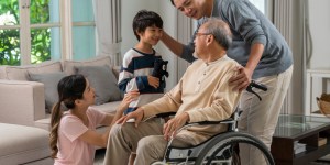 How to prepare children for visiting grandparents in assisted living