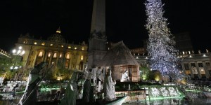 Alpine fir and Salerno crèche for St. Peter’s Square in 2025