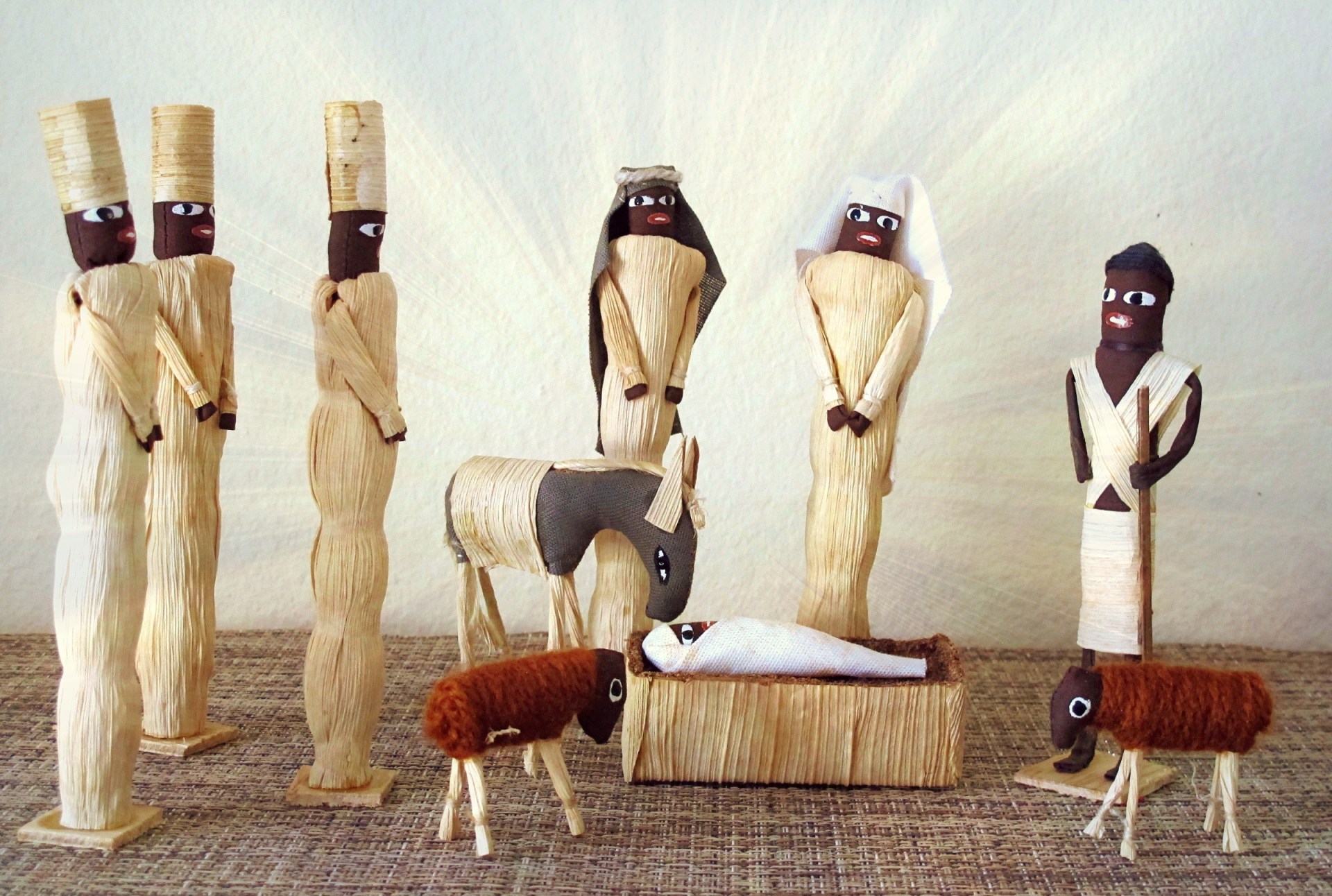 SLIDE 7 - Nativity scenes around the world - Kenya
