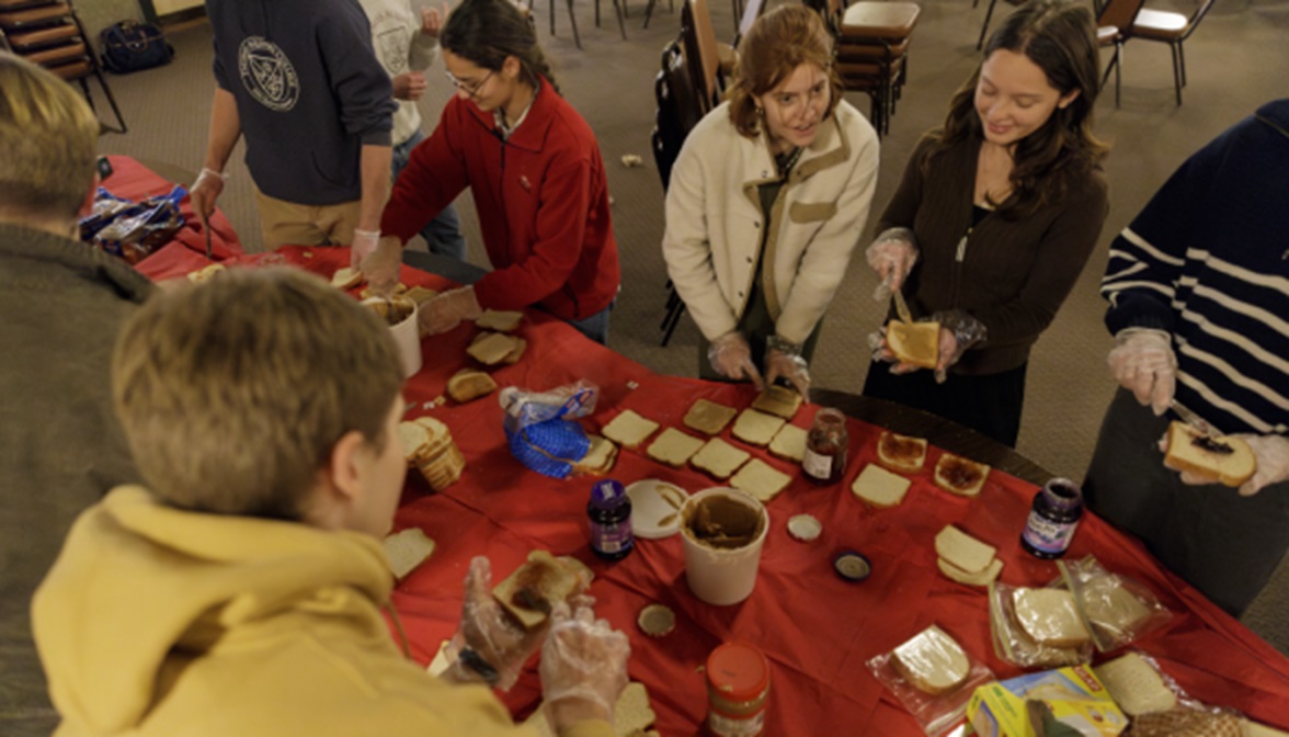 (Slideshow) Thomas Aquinas College students exemplify spirit of giving