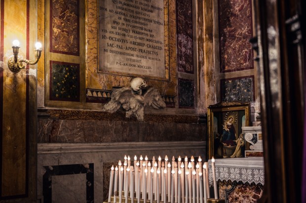 Serca papieży w kościele w Rzymie