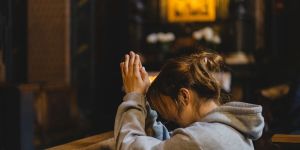 2 Easy (fun!) ways to pray for the cardinals this conclave
