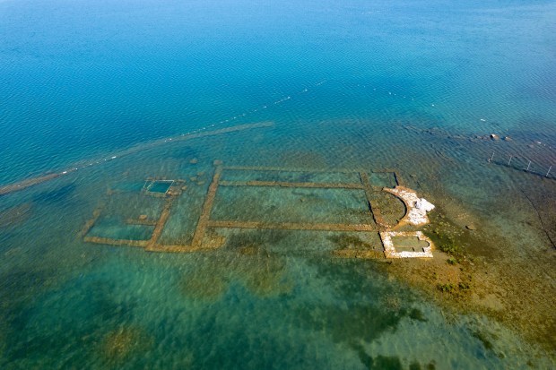 Bazylika na dnie jeziora Iznik