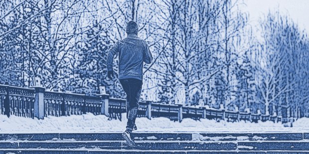 EXERCISING WINTER RUNNING BACK BLUE