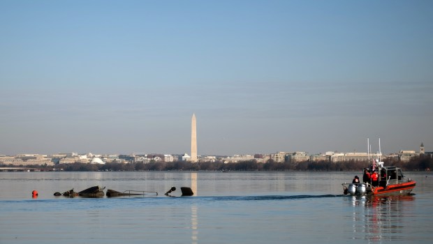 Potomac River crash site near Reagan Natl Airport