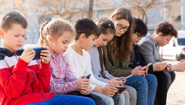 Corner Item Image - Diocese asks entire flock to ‘unplug’ for a day during Lent