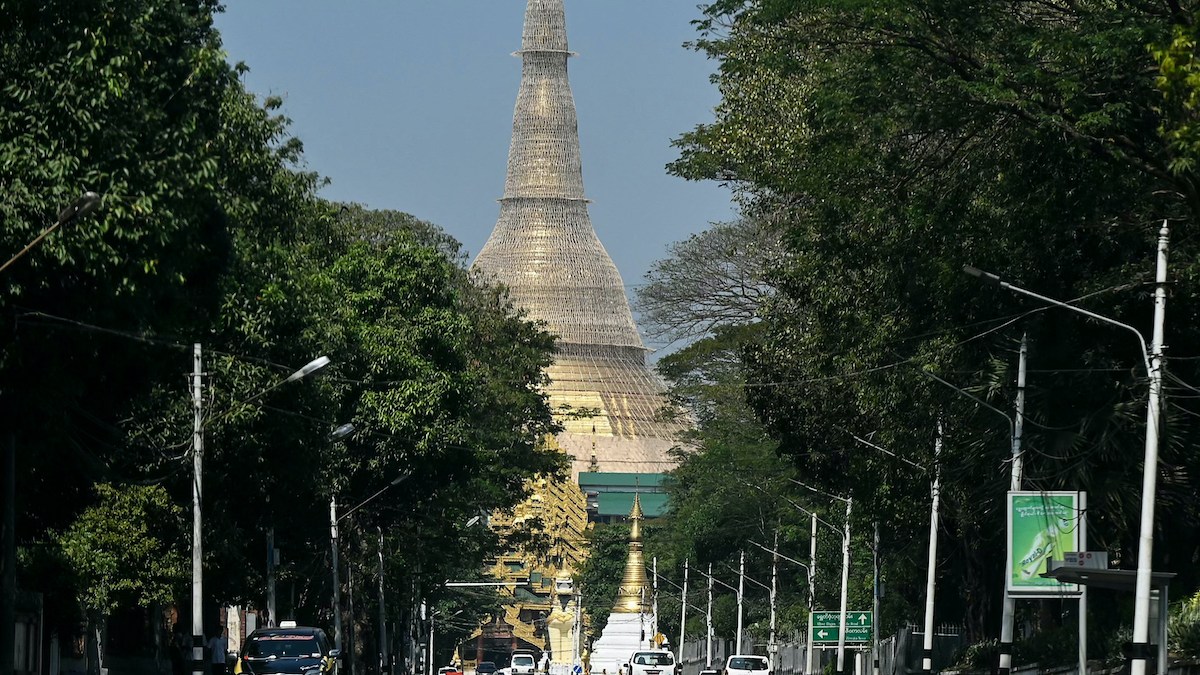 PAGODA-IN-YANGON-MYANMAR.jpg